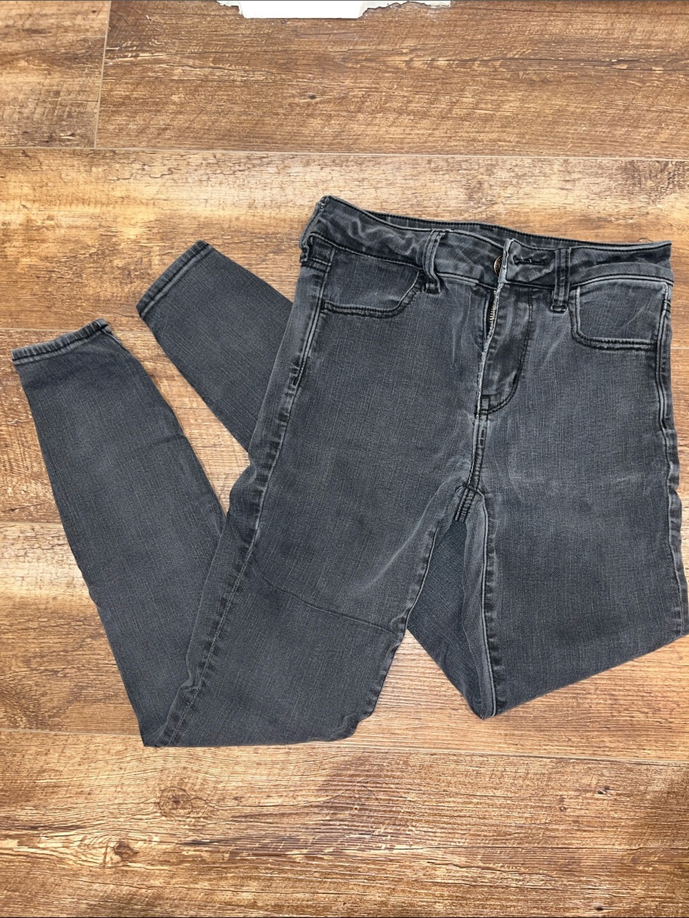 Women’s High-Rise Skinny Jeans in Washed Charcoal